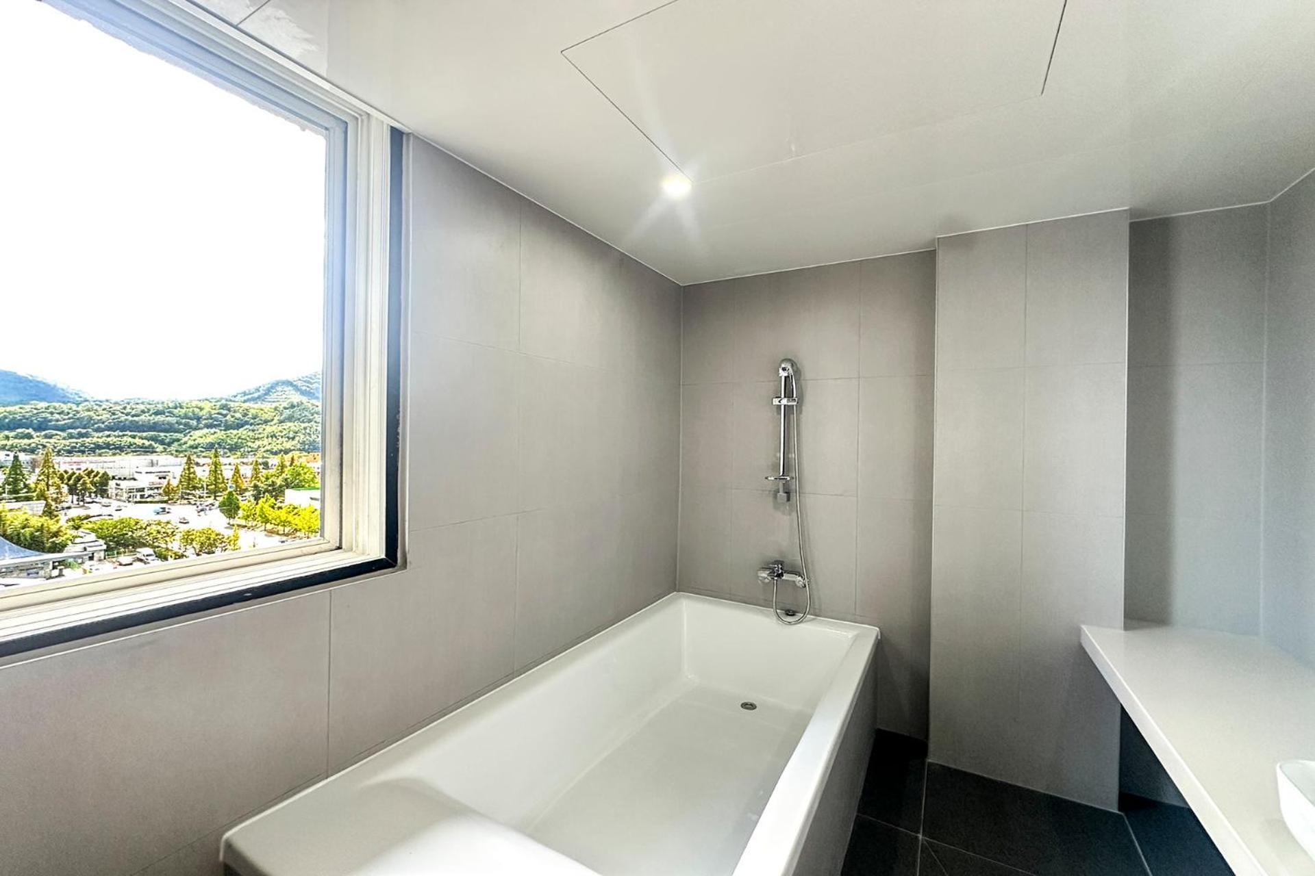 Hound Hotel Changwon Ngoại thất bức ảnh