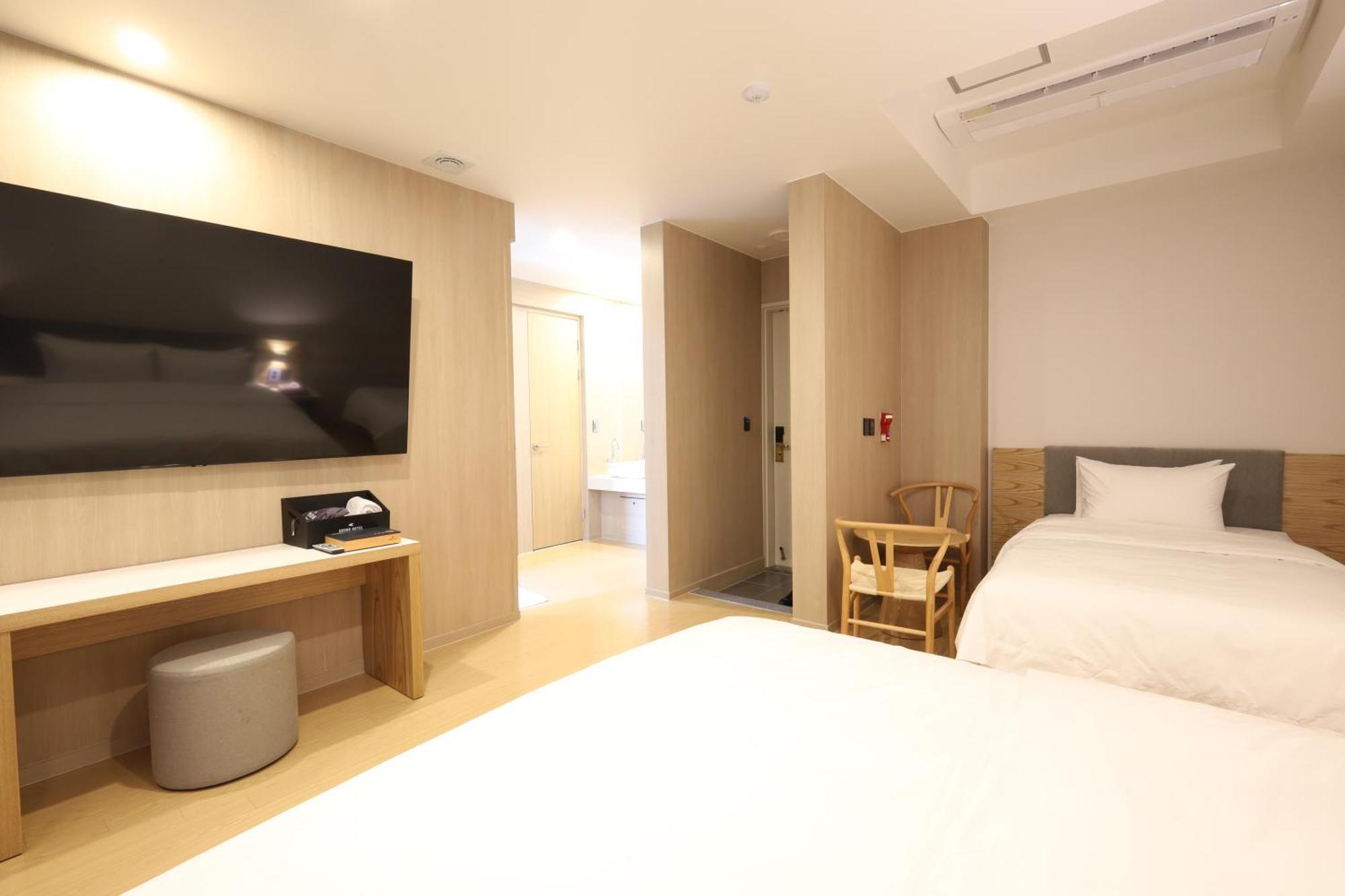 Hound Hotel Changwon Ngoại thất bức ảnh