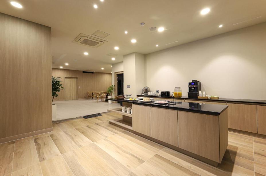 Hound Hotel Changwon Ngoại thất bức ảnh