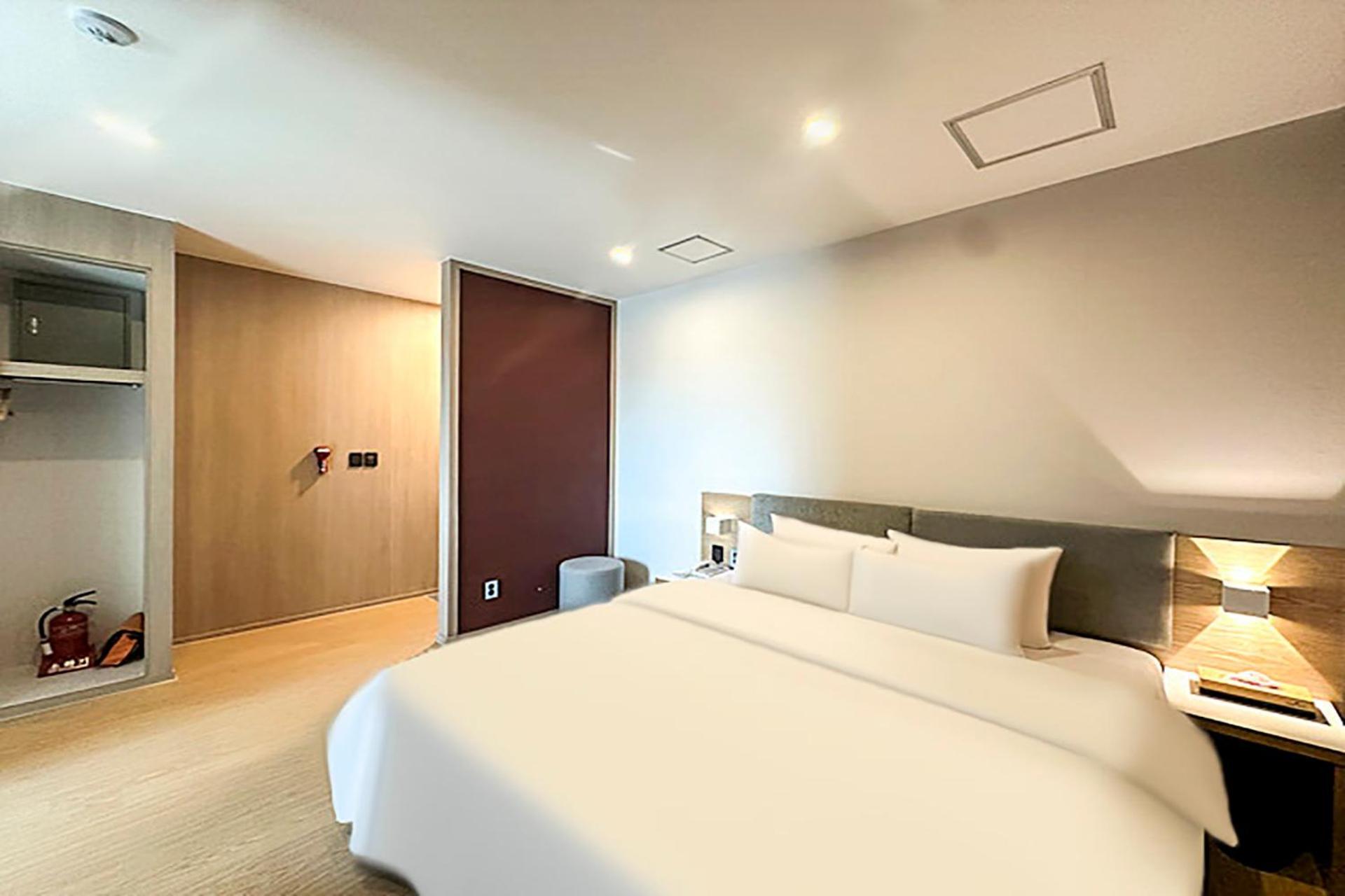 Hound Hotel Changwon Ngoại thất bức ảnh