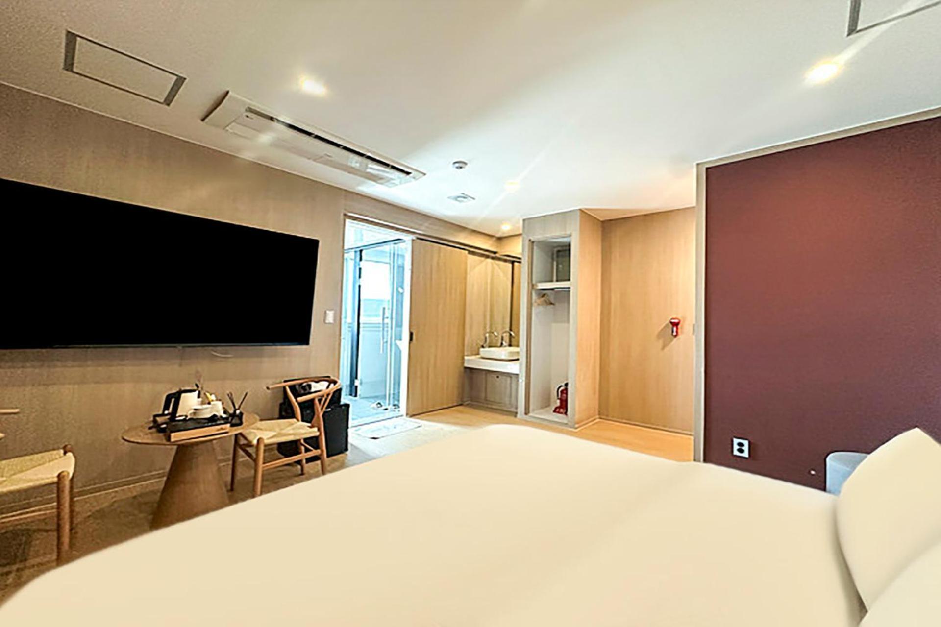 Hound Hotel Changwon Ngoại thất bức ảnh