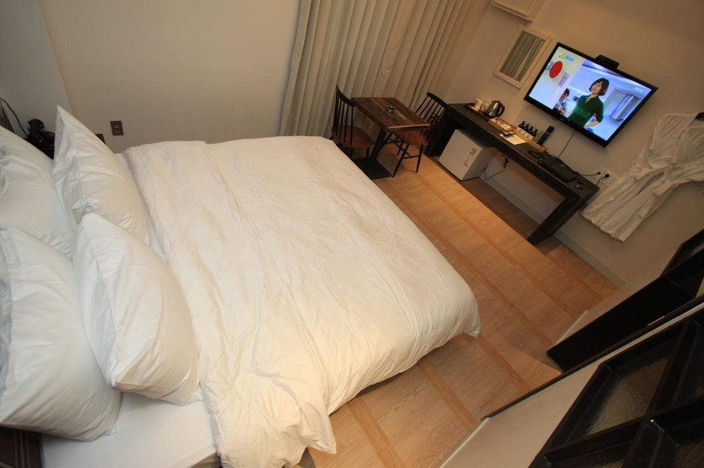 Hound Hotel Changwon Ngoại thất bức ảnh
