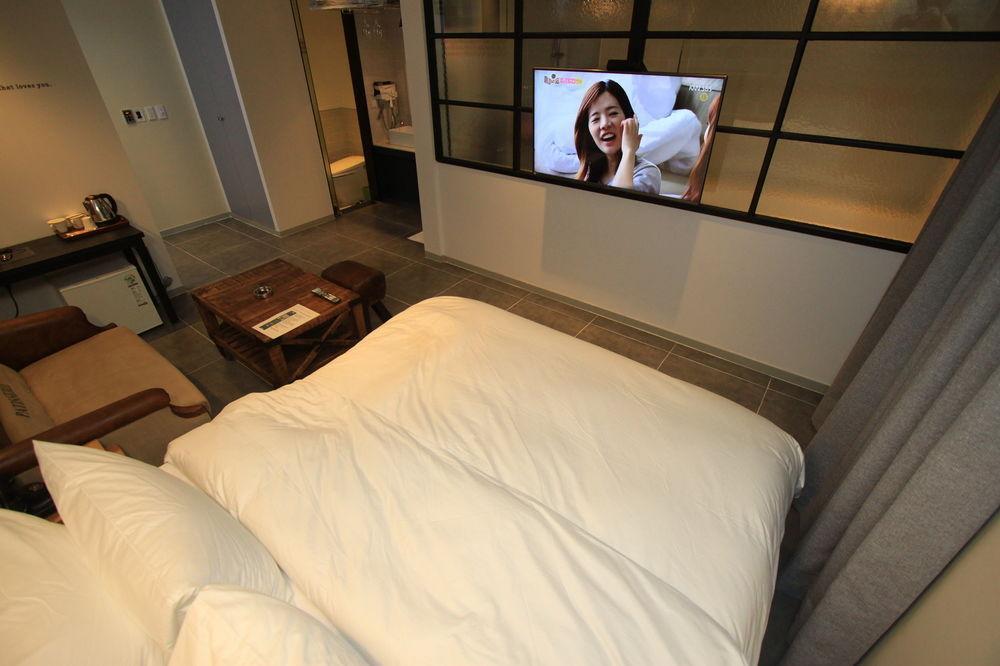 Hound Hotel Changwon Ngoại thất bức ảnh