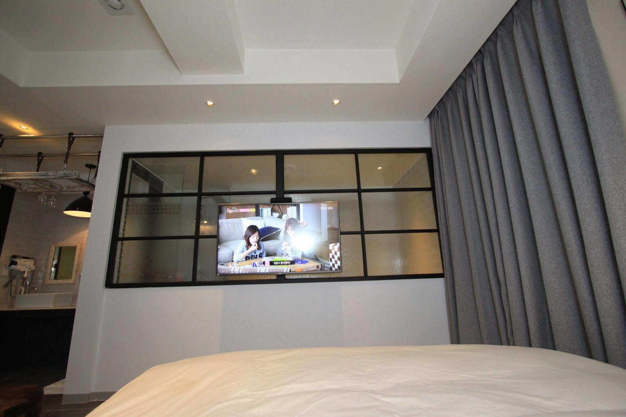 Hound Hotel Changwon Ngoại thất bức ảnh