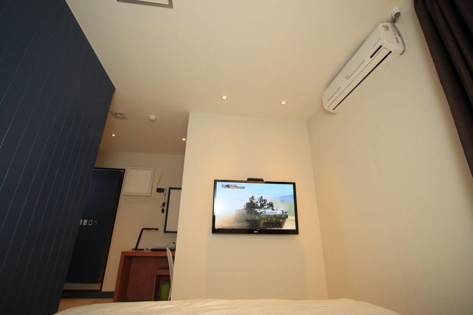 Hound Hotel Changwon Ngoại thất bức ảnh